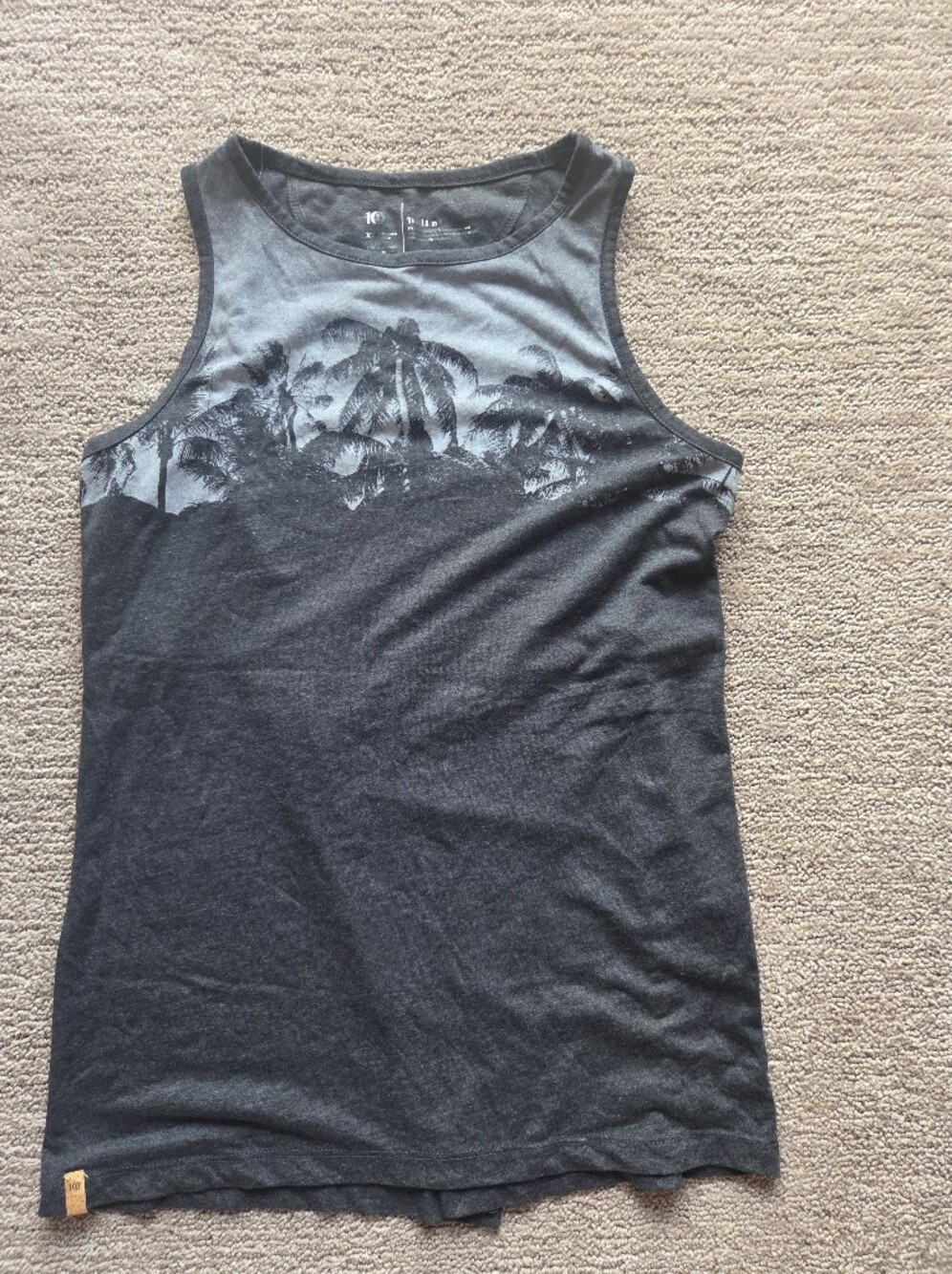 Tentree Women's Charcoal Gray Palm Graphic Tank Top